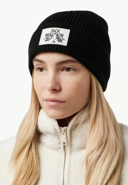 Beanie mit Abzeichen black